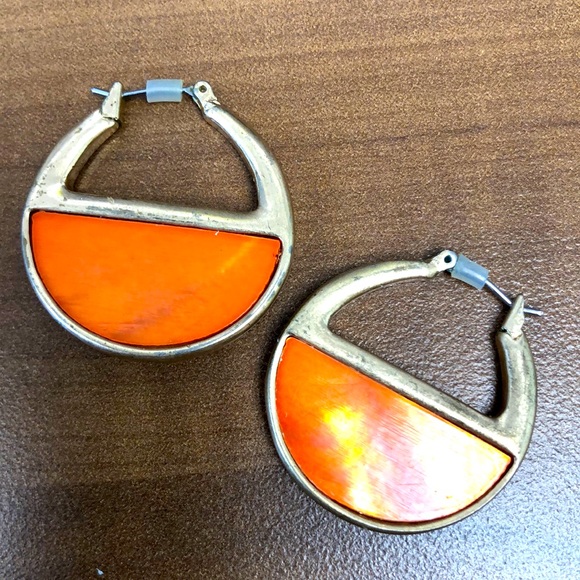 Kenneth Cole Earrings - Picture 1 of 2